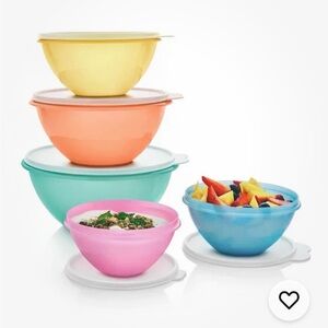 Tupperware Wonderlier 5 Bowl set vintage colors